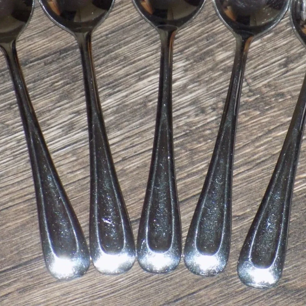 Oneida Flight Teaspoons Set of 5 Silver Good Stainless Steel USA Flatware